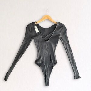 Aerie Charcoal Gray Ribbed Long Sleeve Criss Cross Bodysuit Small NWT